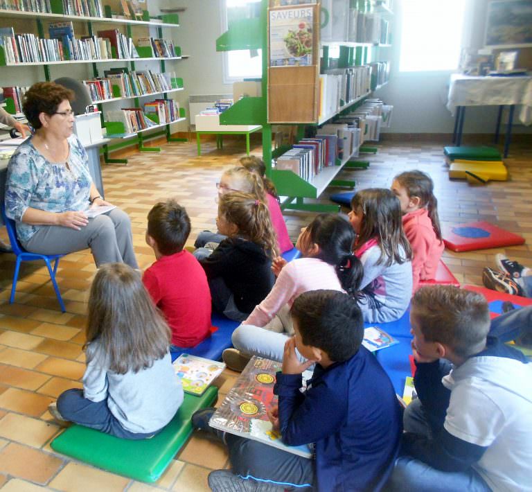 Morlhon Le Haut conte pour enfants à la bibliothèque